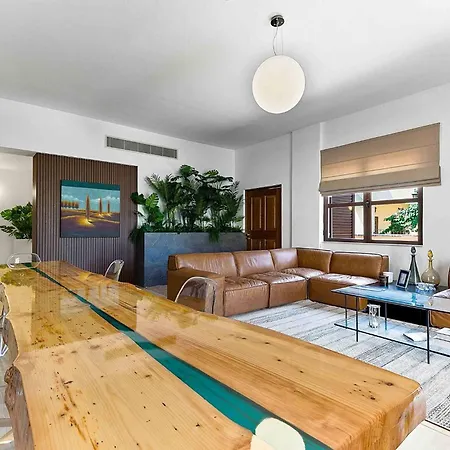 Adjacent To Aphrodite Premium I Apartmán *