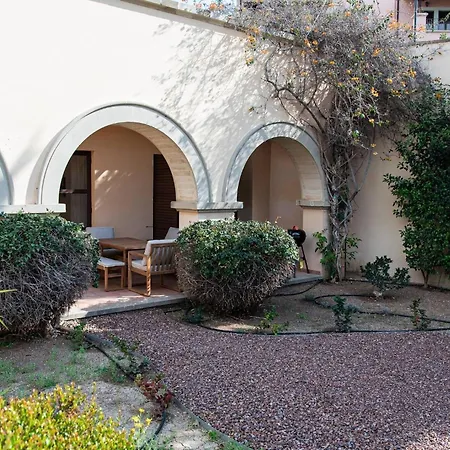 Adjacent To Aphrodite Premium I Куклия