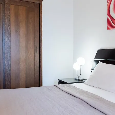 Adjacent To Aphrodite Premium I Апартаменты