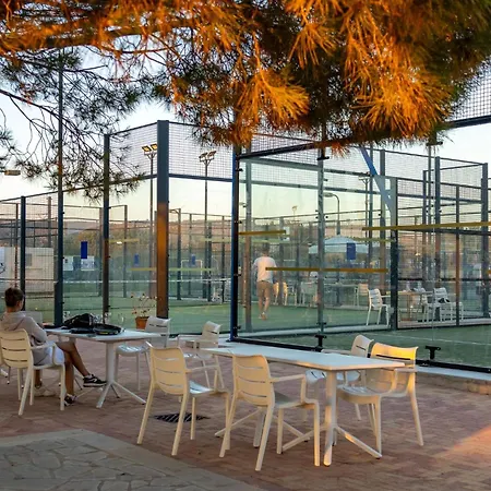 Adjacent To Aphrodite Premium I Апартаменты