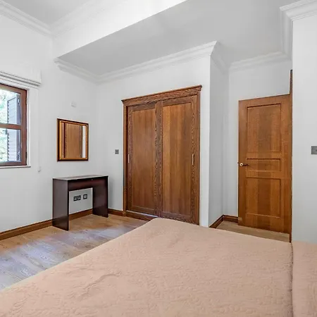 Adjacent To Aphrodite Premium I * Куклия